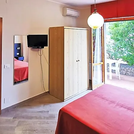 Hotel In 3*