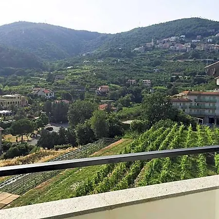 Hotel In 3*