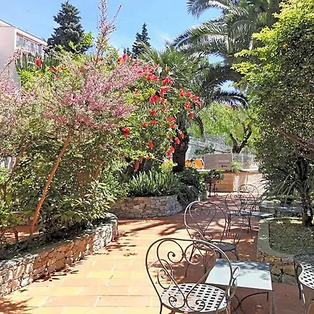 In Hotel Pietra Ligure