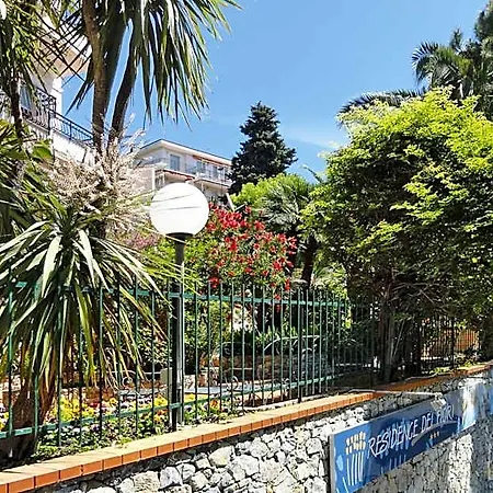 Hotel In 3*